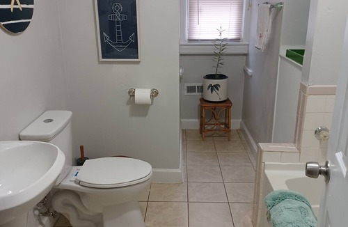 Buckroe Beach House | 2500 sq ft home 4 blocks from Buckroe Beach, dog friendly