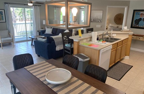 Calabash Apartment | 2504 Commons II