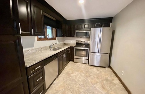 Milton House | 250ft sandy lakefront oasis - 3BR/2BA