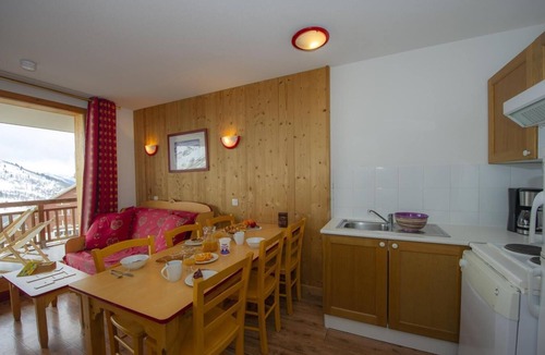 Montgellafrey Apartment | 250m from resort center, swimming pool, sauna, terrace, balcony, parking, tv, 35m²