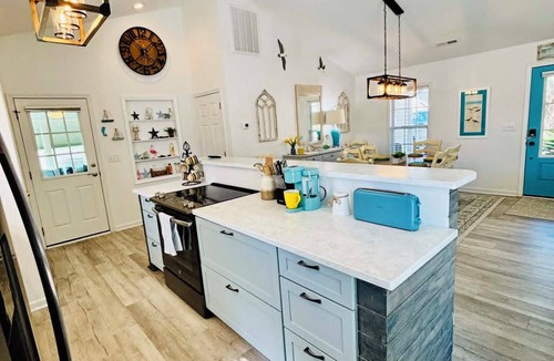 Surfside Beach House | 256 Melody Gardens (The Glitzy Mermaid)