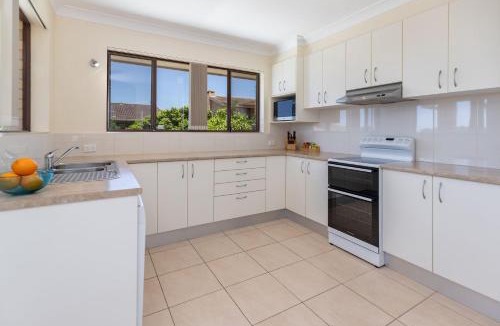 Forster House | 26 Sunbakers