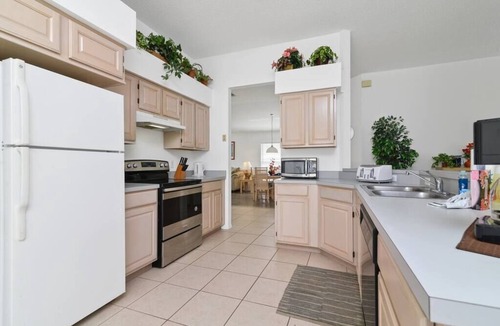 Chatham Park Villa | 2671 Chatham Summary: