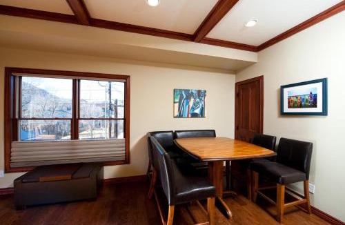 Historic Downtown Durango House | 270 E College Drive Unit 206