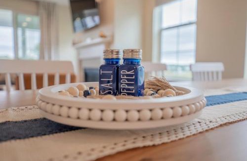 Delavan House | 2728 Harbor Court