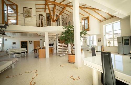 Rorbas Villa | 280m2 Luxus Loft Atrium-X 60m2 Terrasse