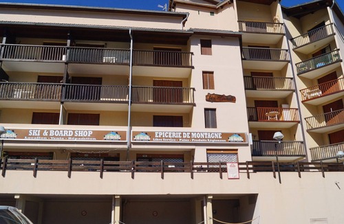 Le Super-Sauze Apartment | 28m² Studio at the slopes base, 4 pax, Les Cimes residence