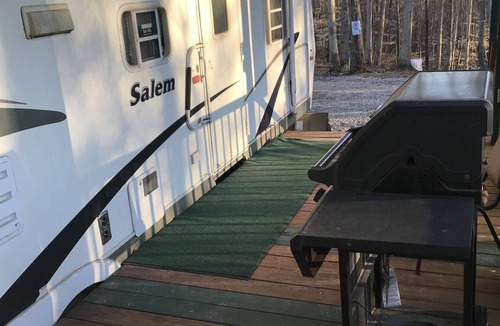 Athens House | 29’ Camper