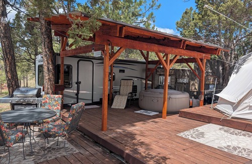 Hot Springs House | 29ft Alpha Wolf RV PLUS Sibley double bell tent COMBO! @EvansCliff, Hot Tub!