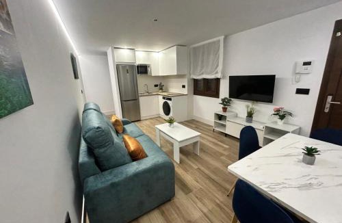 Andujar Apartment | 2ª planta INTERIOR Apartamento Juan Robledo en centro ciudad