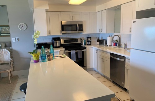 Kihei Condo | 2B/2B oceanside condo B5 at Ma'alaea Surf with amazing views, pools, wifi, AC.