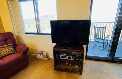 Seven Devils Condo | 2B Condo w/Panoramic Slope-Side Views