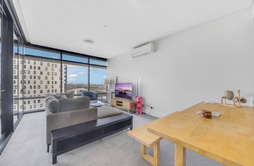 Sydney Olympic Park Apartment | 2B+Study Sky Level in Sydney Olympic Park