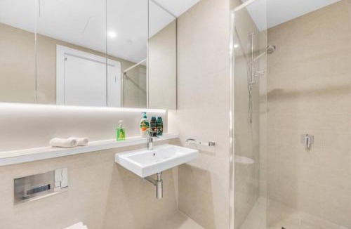 Sydney Olympic Park Apartment | 2B+Study Sky Level in Sydney Olympic Park
