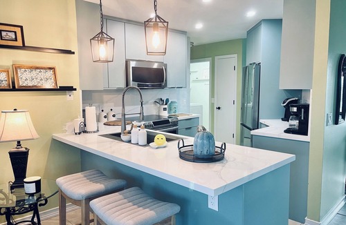 Pebble Beach House | 2bd-2ba-2ga, heated pool, golf-beach lovers, pet friendly sanctuary.