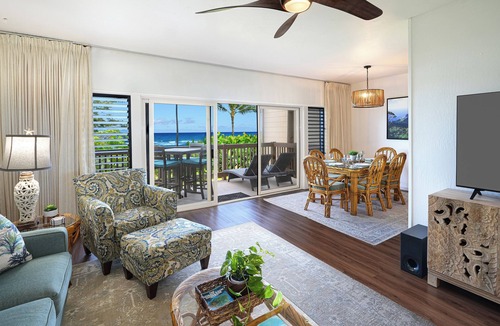 Lihue Condo | 2BD/2BA Oceanfront Condo with Beach Access