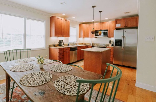 Biloxi Condo | 2BD-3BA-3BEDS in the PERFECT location in Ocean Springs! Britt's Creek Condo