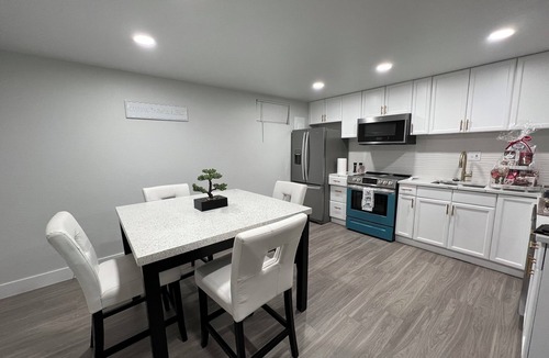 Heather Gardens House | 2BD Guest Suite in Basement – Spacious and Private Half of the Home