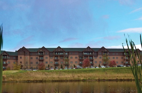 Lake Delton Condo | 2BD/Wisconsin Dells - Access to Water Parks!
