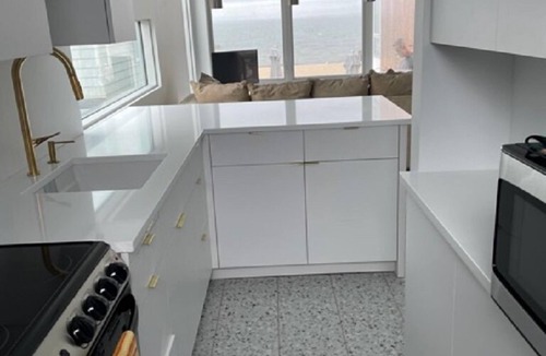 Old Lyme Cottage | 2bdr Beachfront; 11A first floor; Old Colony Beach, Old Lyme CT
