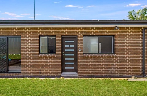 Koonawarra Cabin | 2BDR Granny Flat For Family Retreat