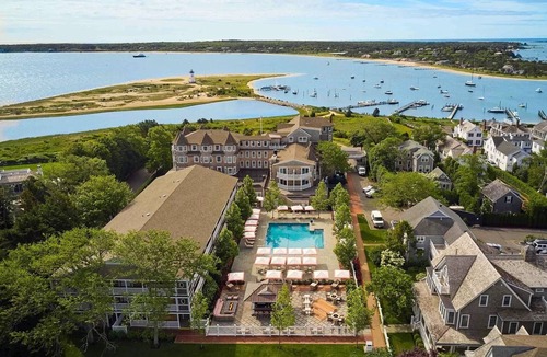 Edgartown Cottage | 2bdrm Captains Cottage Steps to Beach and Downtown Edgartown with Pool!