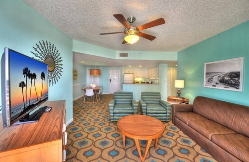 Seabreeze Historic District Resort | 2Bed 2Bath Sleeps 8 Wyndham Ocean Walk Full Kitchen Balcony Oceanfront View