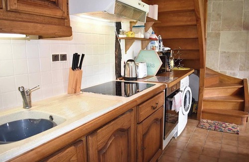 Le Bugue Cottage | 2Bed Cottage Sleeps 4 - Garden, Patio, Pets