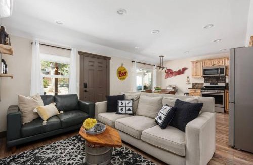 Paso Robles House | 2Bed Cottage stay on Micro Resort near Tin City