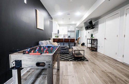 North Philadelphia East Apartment | 2Bed2BathCentralSpaciousWIFITempleSleeps6