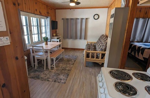 Park Rapids Cabin | 2BR 1BA Cabin #3 Riverside Point Resort