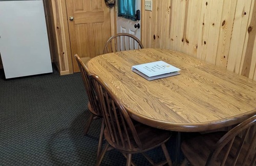 Park Rapids Cabin | 2BR 1BA Cabin #7 Riverside Point Resort
