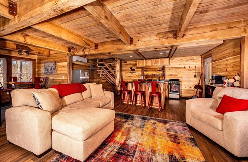 Gnaw Bone House | 2BR, 1BA HAND BUILT MOUNTAIN TOP TREE HOUSE with Hot tub