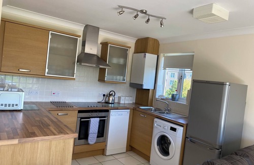 St Neots Apartment | 2BR &2 Bath Riverside Penthouse 2 Parking View Near St Neots