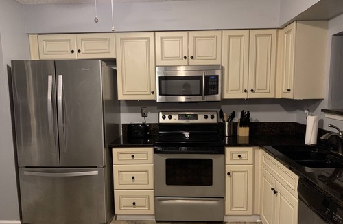 Virginia Beach House | 2BR/2BA beach-chic townhome, short drive to Beach!