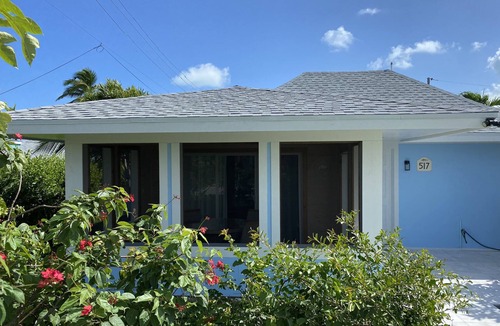 Treasure Cay Villa | 2BR/2BA Beach Villa Screened Porch Walk to Beach + Pool
