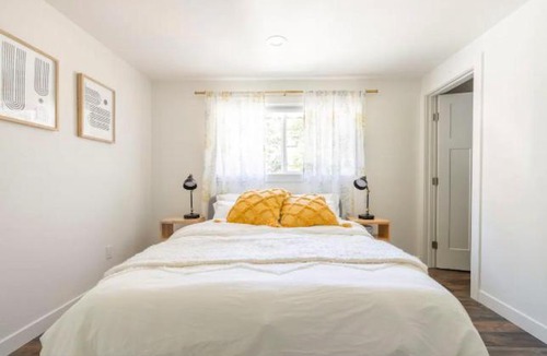 Northgate House | 2BR 2BA Northgate, Seattle Location with Patio, BBQ, and Backyard