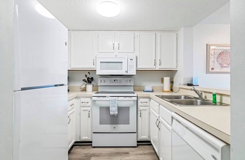 St. Augustine Beach Condo | 2BR/2BA Ocean View Condo – Family-Friendly, Steps to Beach & Historic St. Augustine