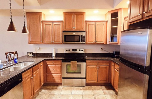 Wisconsin Dells Resort | 2br 2ba Penthouse at Chula Vista, large in-unit hot tub! Close to Downtown!