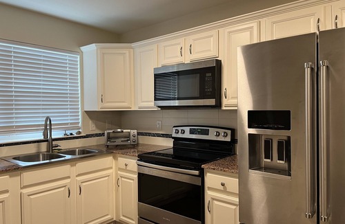 Capital View House | 2br 2ba updated LR Home - Stiff Station/Heights/Hillcrest Near UAMS