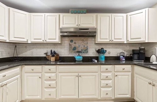 Old Orchard Beach Condo | 2BR 2Bath Beachfront condo with amazing views in heart of Old Orchard Beach