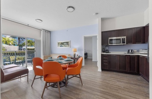 Celebration House | 2BR Apartment at Meliá Celebration Near Disney