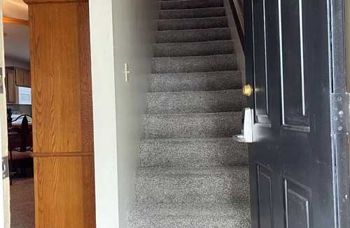 Douglas Apartment | 2br apartment in Douglas! Less than a mile to Shopping and Restaurant District.