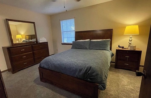 Douglas Apartment | 2br apartment in Douglas! Less than a mile to Shopping and Restaurant District.
