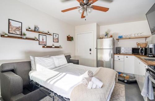 Rincon Heights Apartment | 2BR Apt with BBQ & Parking Spring Fling Stay