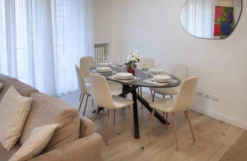 Chinatown Apartment | 2br - Arco della Pace - Milan City Center