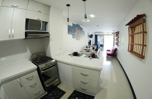 Cali Apartment | 2BR Cali Apt With AC & Fast WiFi – Near Tequendama