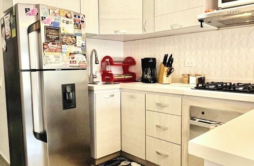 Cali Apartment | 2BR Cali Apt With AC & Fast WiFi – Near Tequendama