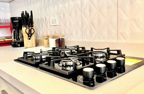 Cali Apartment | 2BR Cali Apt With AC & Fast WiFi – Near Tequendama