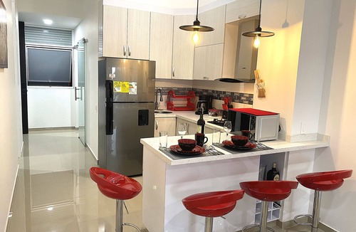 Cali Apartment | 2BR Cali Apt With AC & Fast WiFi – Near Tequendama